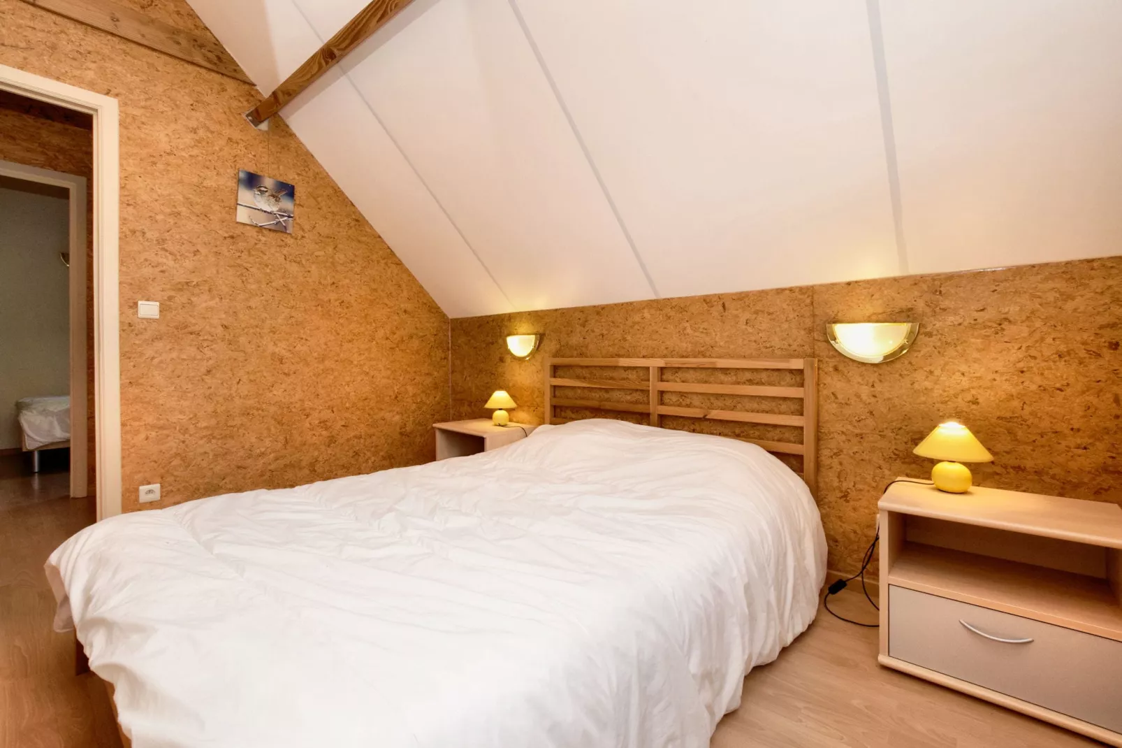 Masblette-Bedroom