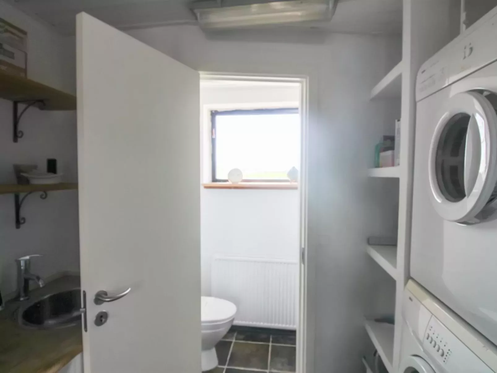 "Nilia" - 3.5km from the sea-Inside