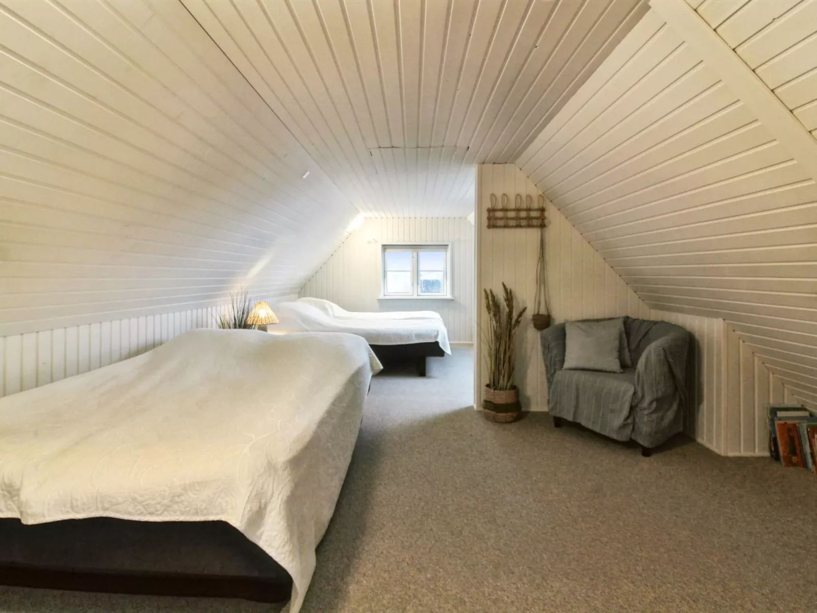 "Edmond" - 150m from the sea-Inside