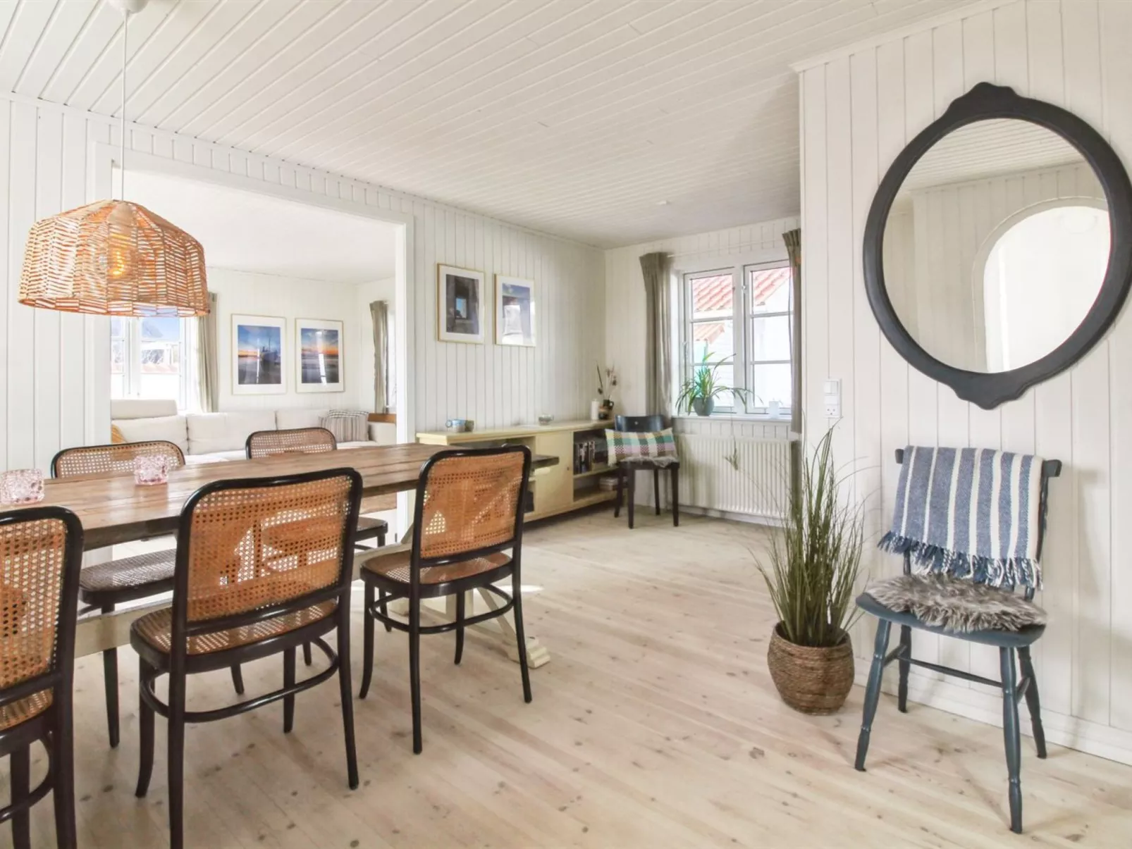 "Edmond" - 150m from the sea-Inside