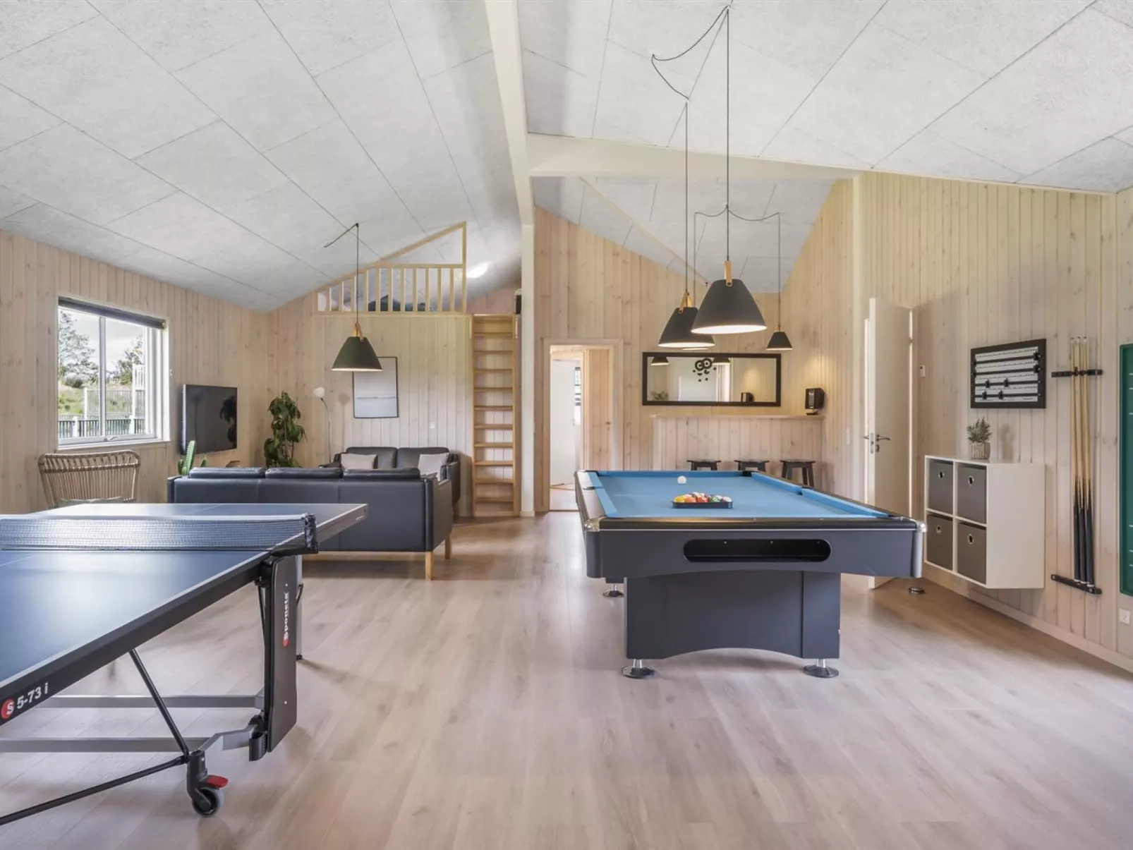 "Sinikka" - 350m from the sea-Inside