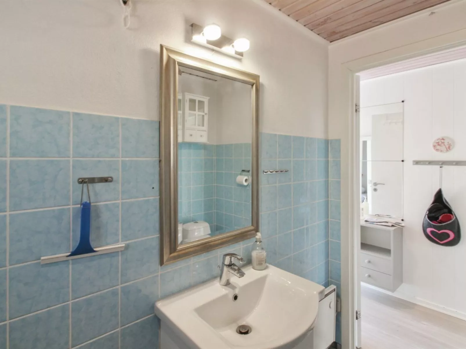 "Gudmand" - 600m from the sea-Inside