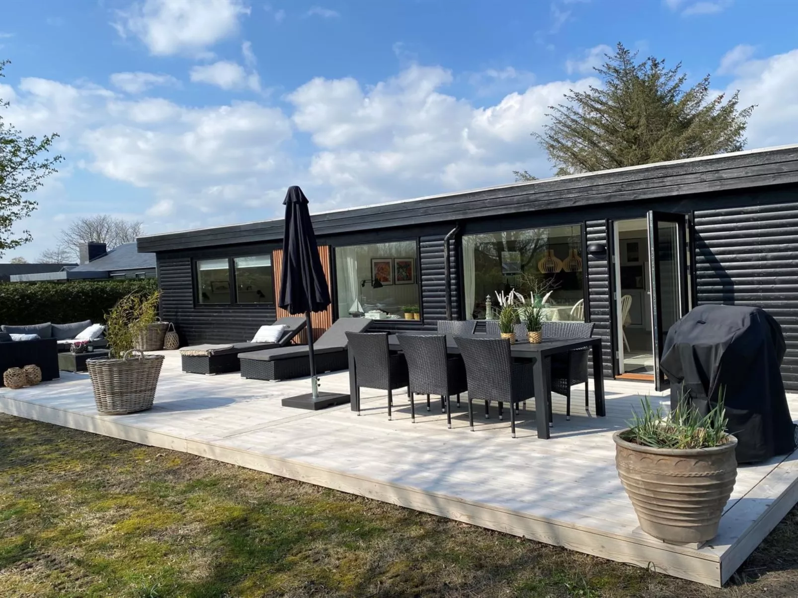 "Elma" - 350m from the sea-Outside