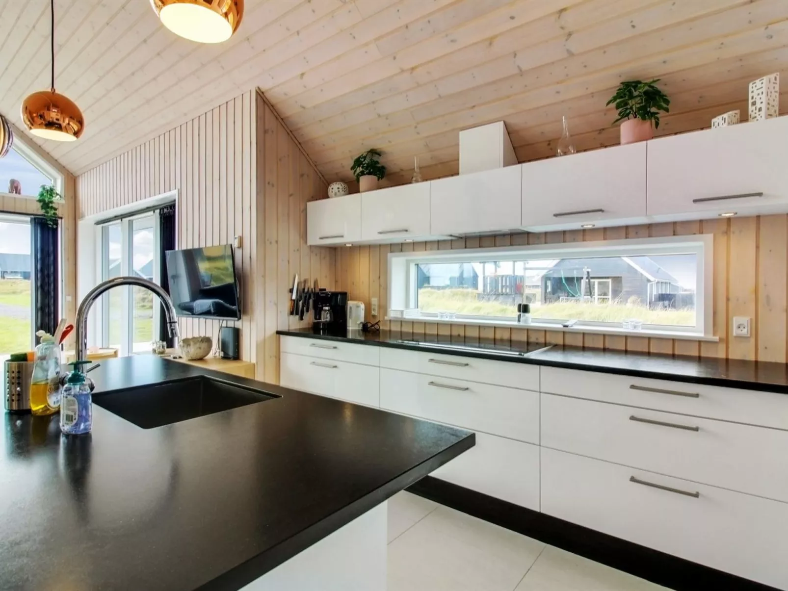 "Othinkarl" - 100m from the sea-Drinnen