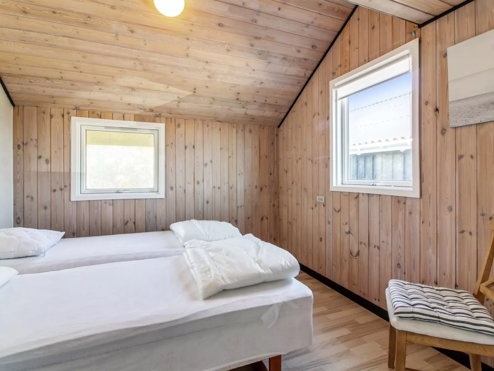 "Iida" - 100m from the sea-Dedans
