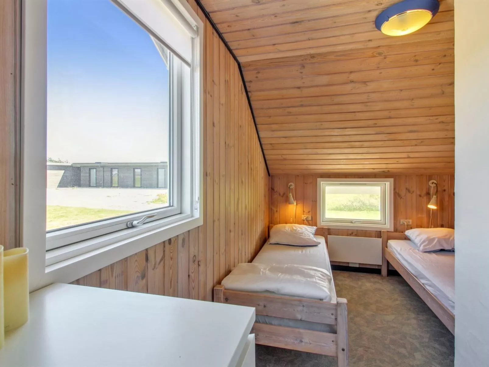 "Iida" - 100m from the sea-Dedans