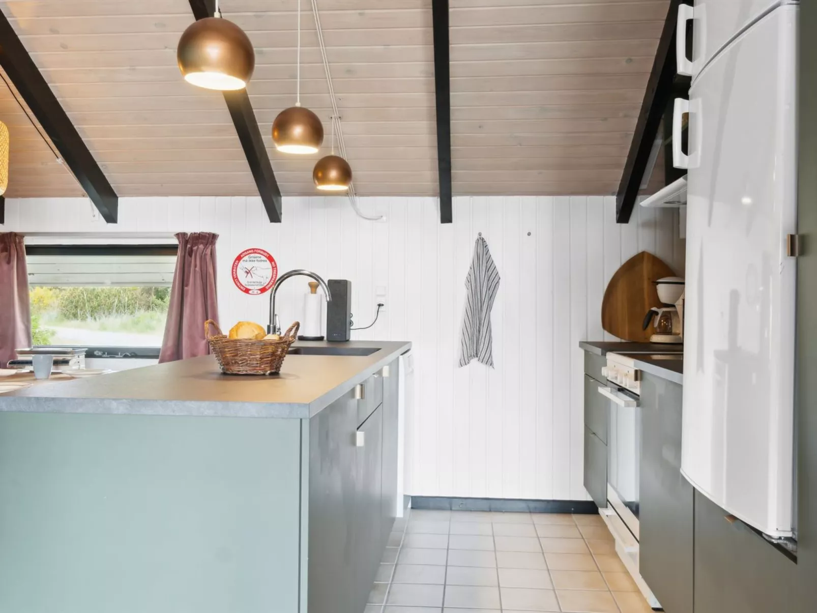 "Myrte" - 900m from the sea-Inside