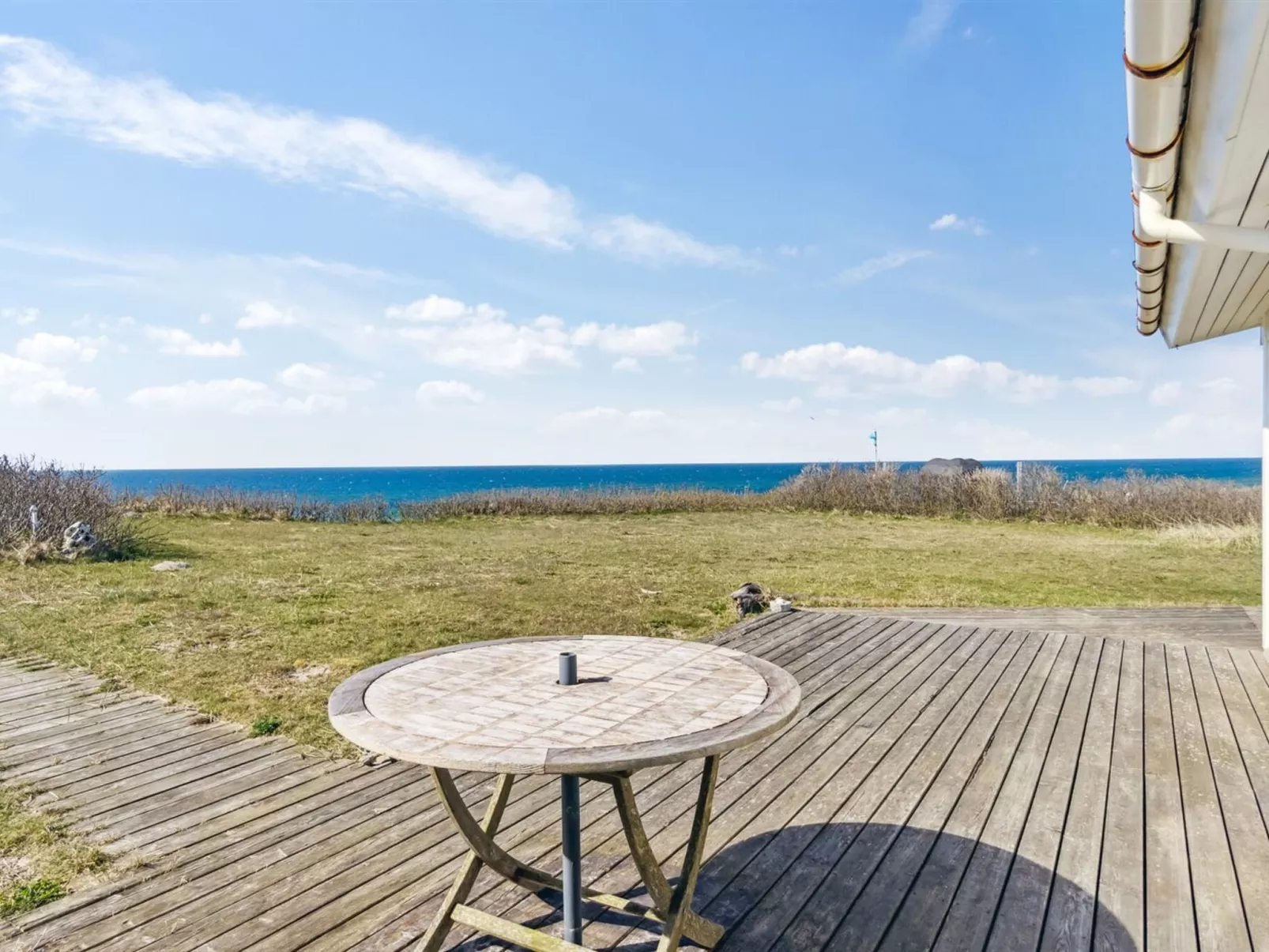 "Normand" - 50m from the sea-Outside