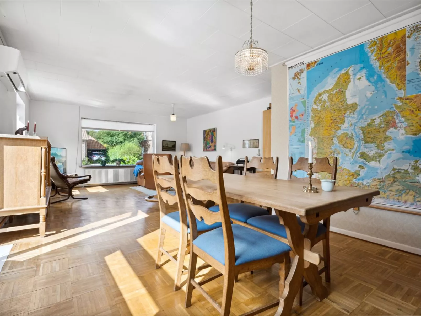 "Magh" - 9.8km from the sea-Inside