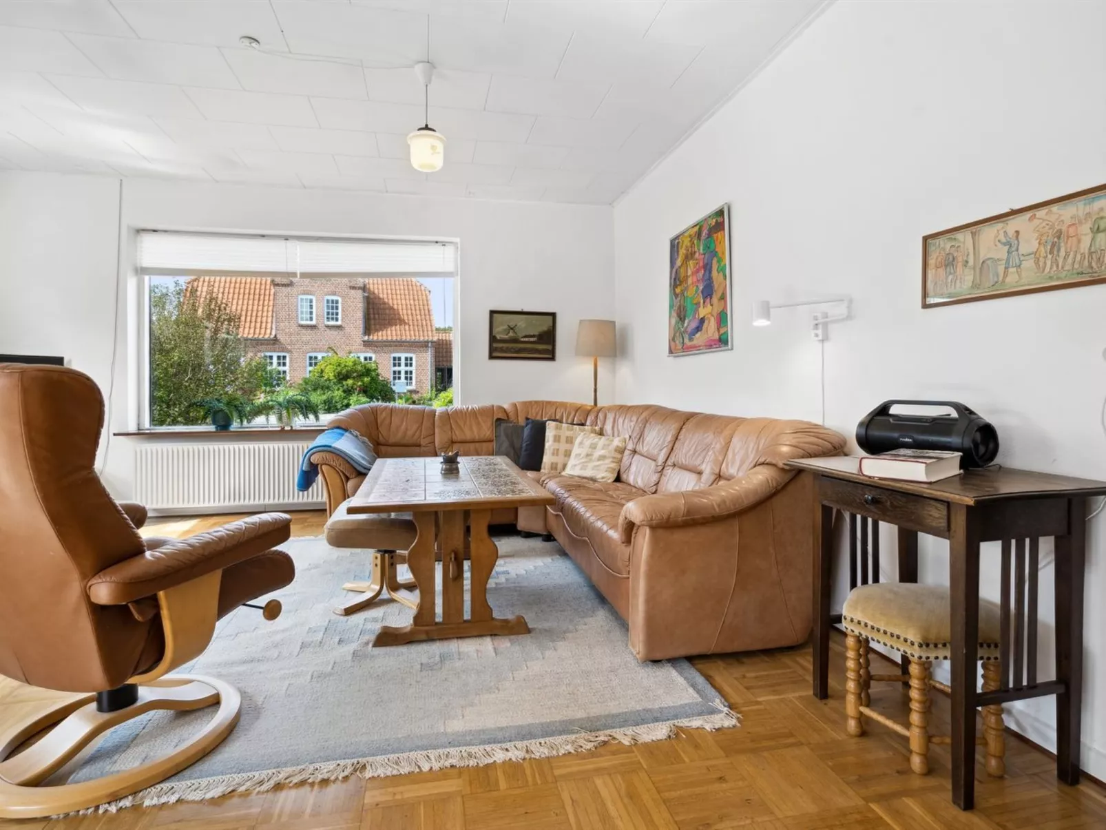 "Magh" - 9.8km from the sea-Inside