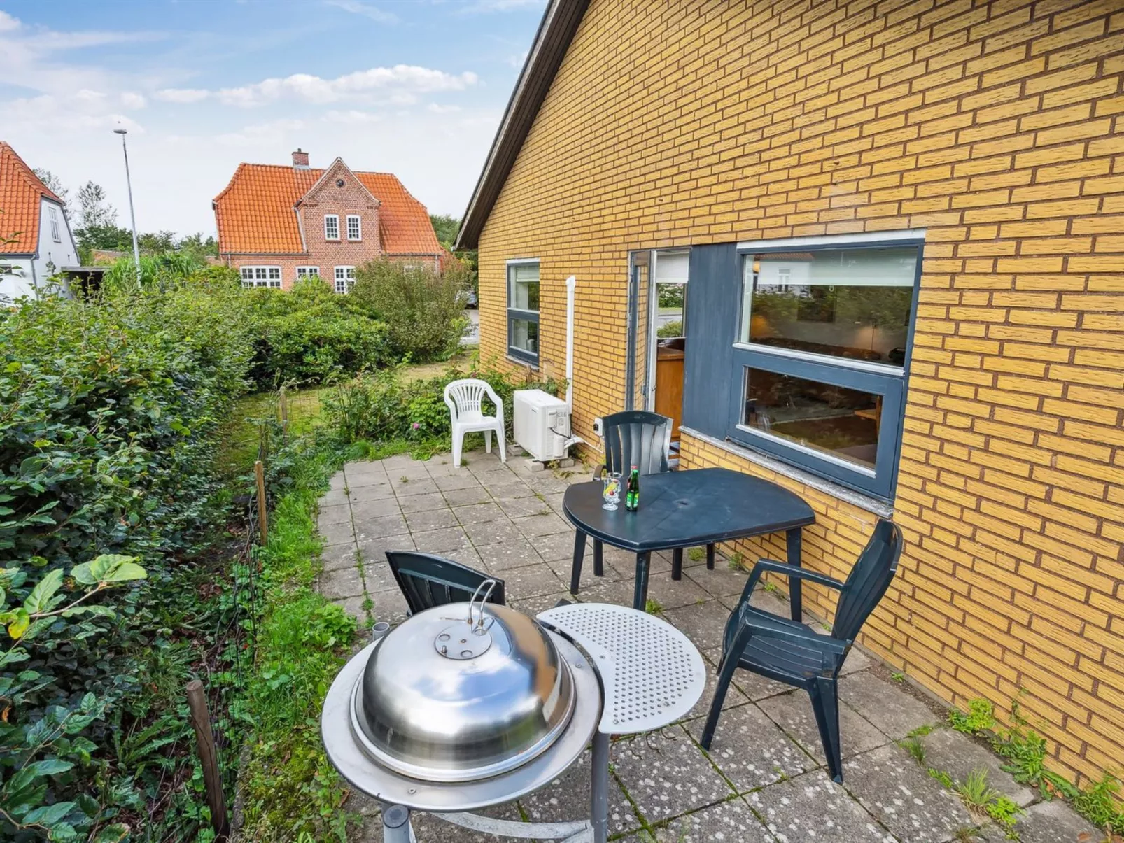 "Magh" - 9.8km from the sea-Outside