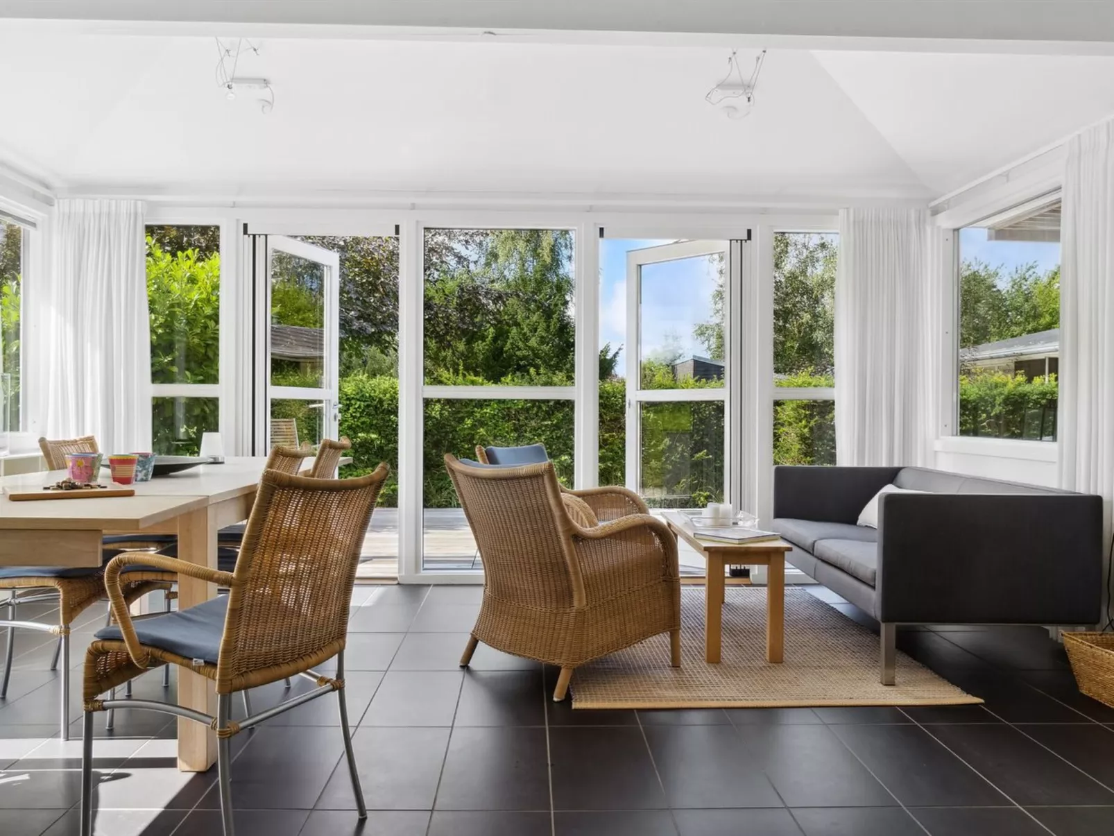 "Rother" - 50m from the sea-Inside
