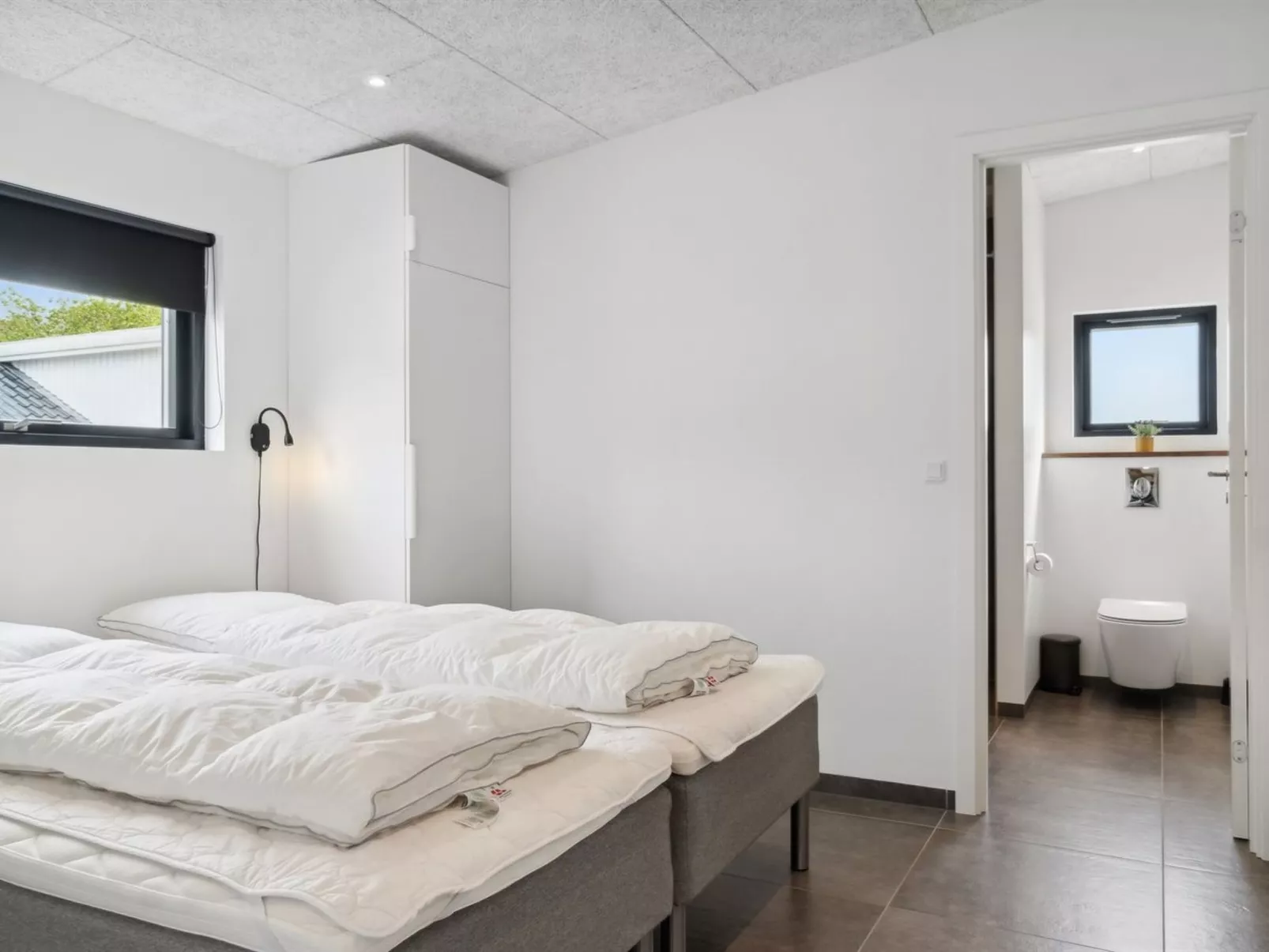 "Vesa" - 2.4km from the sea-Inside
