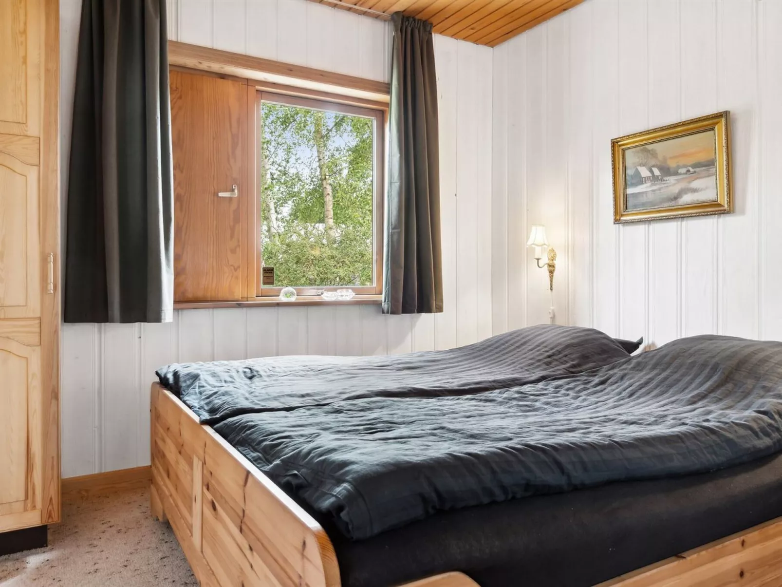 "Hakon" - 550m from the sea-Inside