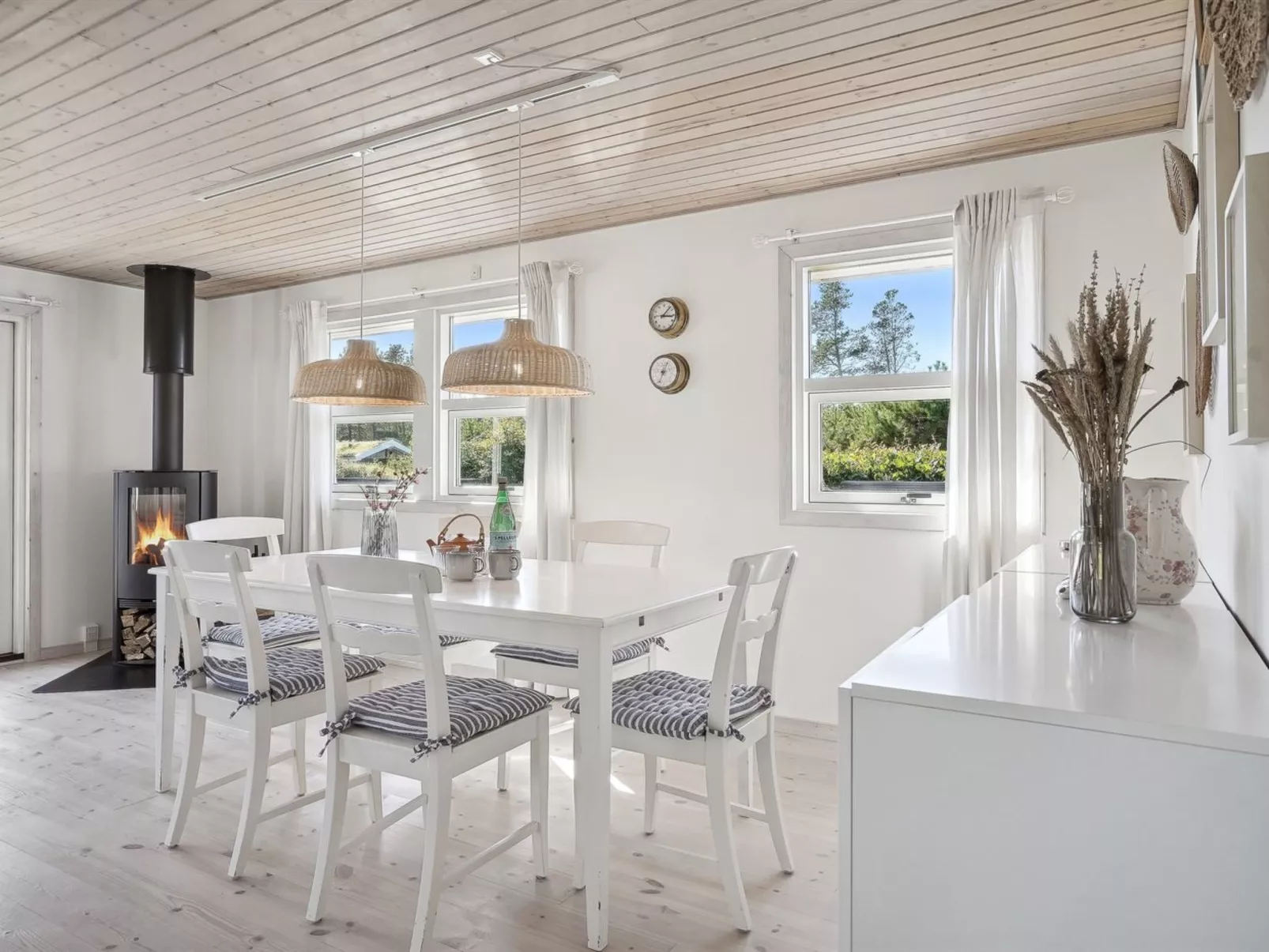 "Ofelia" - 2.5km from the sea-Inside