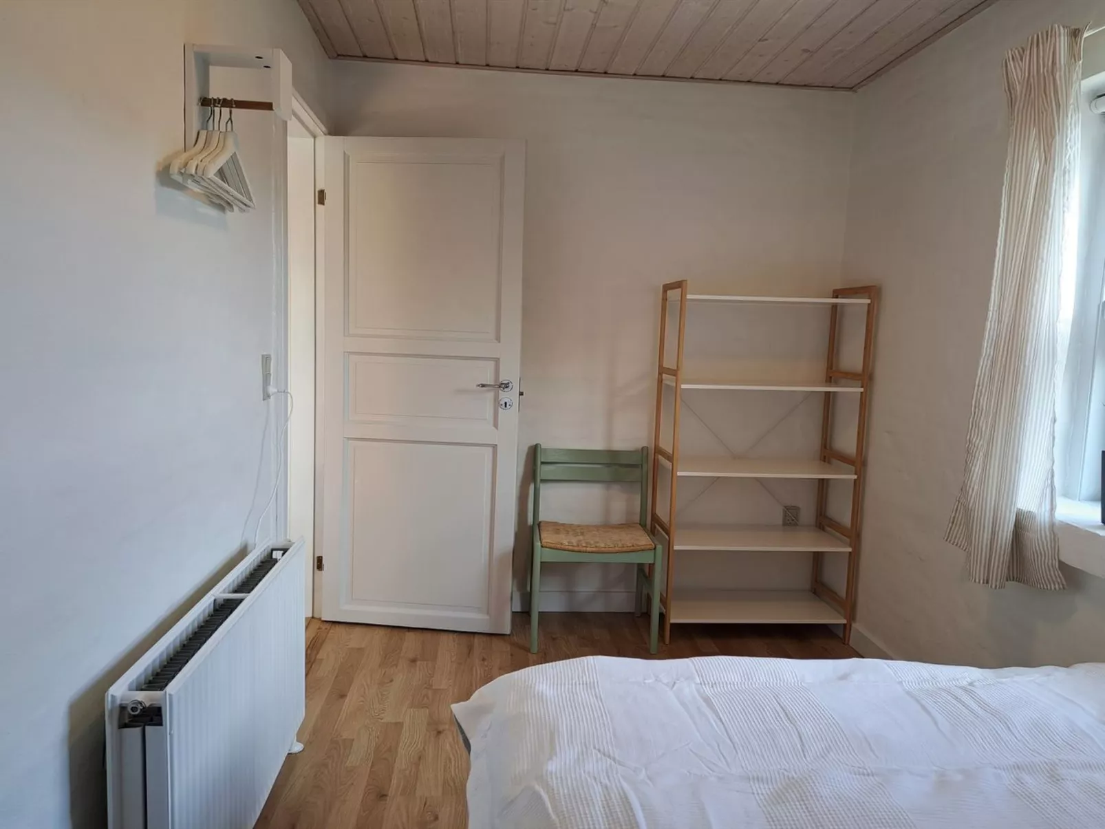 "Falk" - 900m from the sea-Drinnen