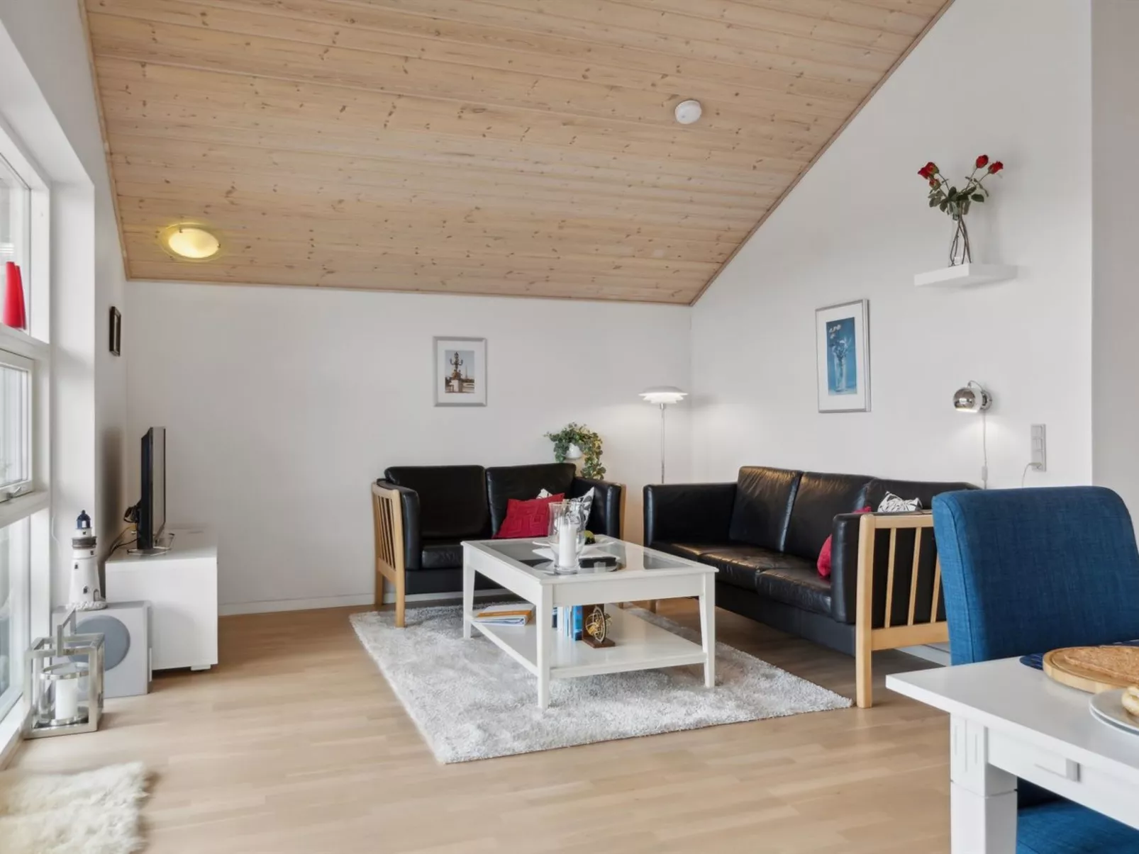 "Yvette" - 150m from the sea-Inside
