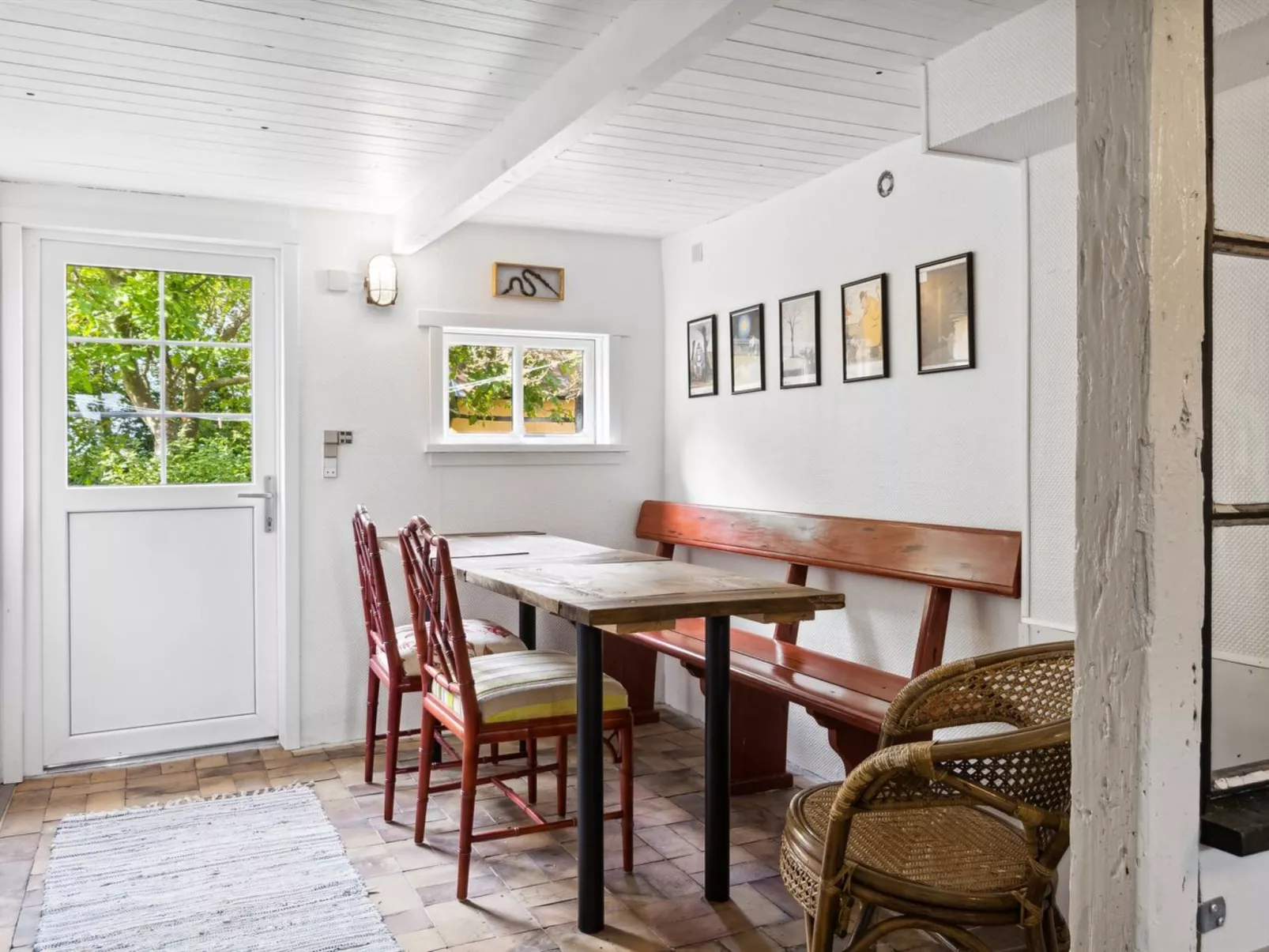 "Hansen" - 5.2km from the sea-Inside
