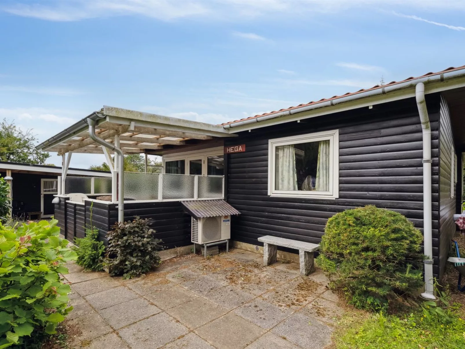 "Rikus" - 300m from the sea-Outside
