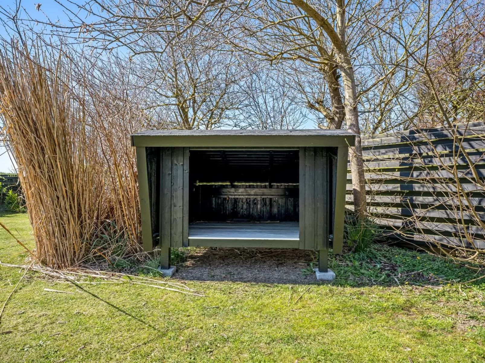 "Esme" - 30m from the sea-Outside