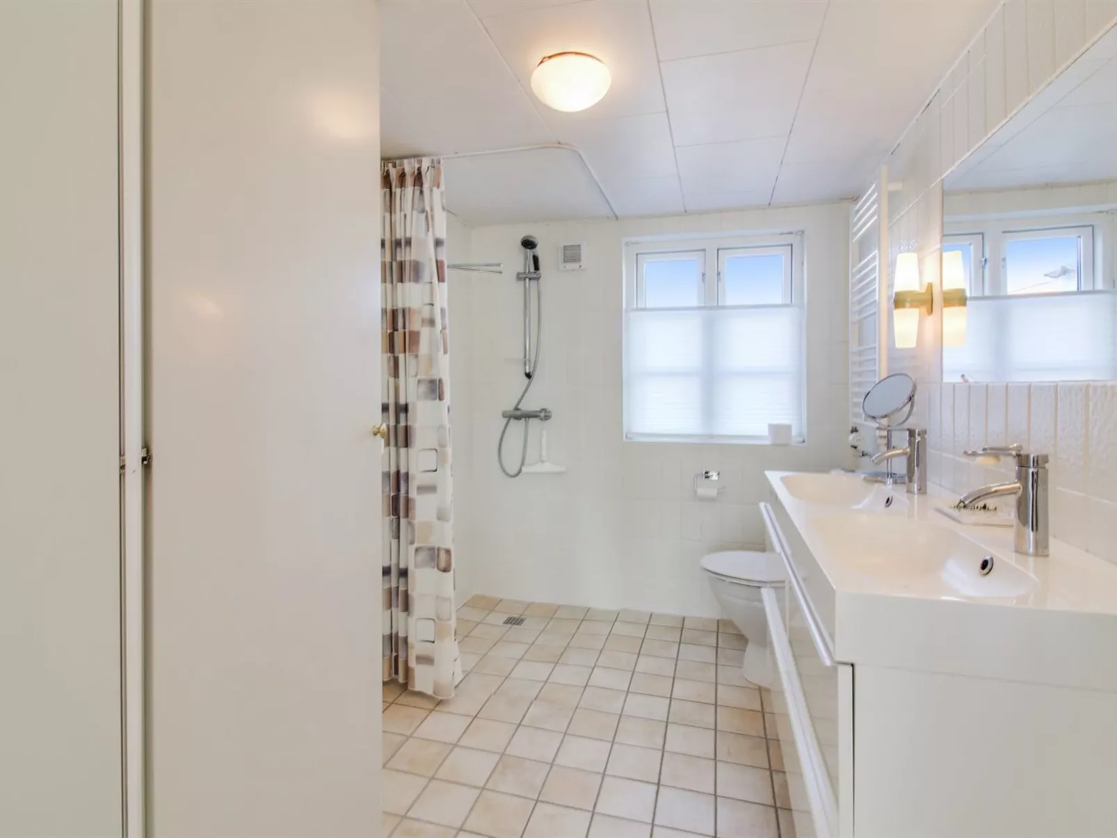 "Blome" - 350m from the sea-Drinnen