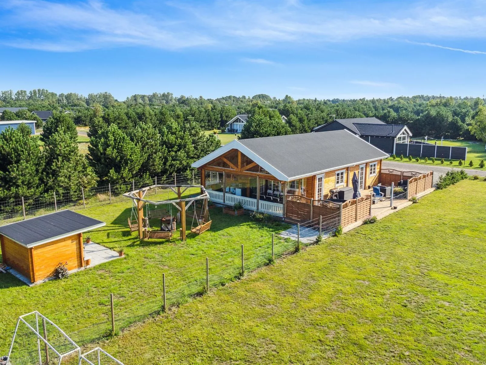 "Vicktoria" - 1.5km from the sea-Inside