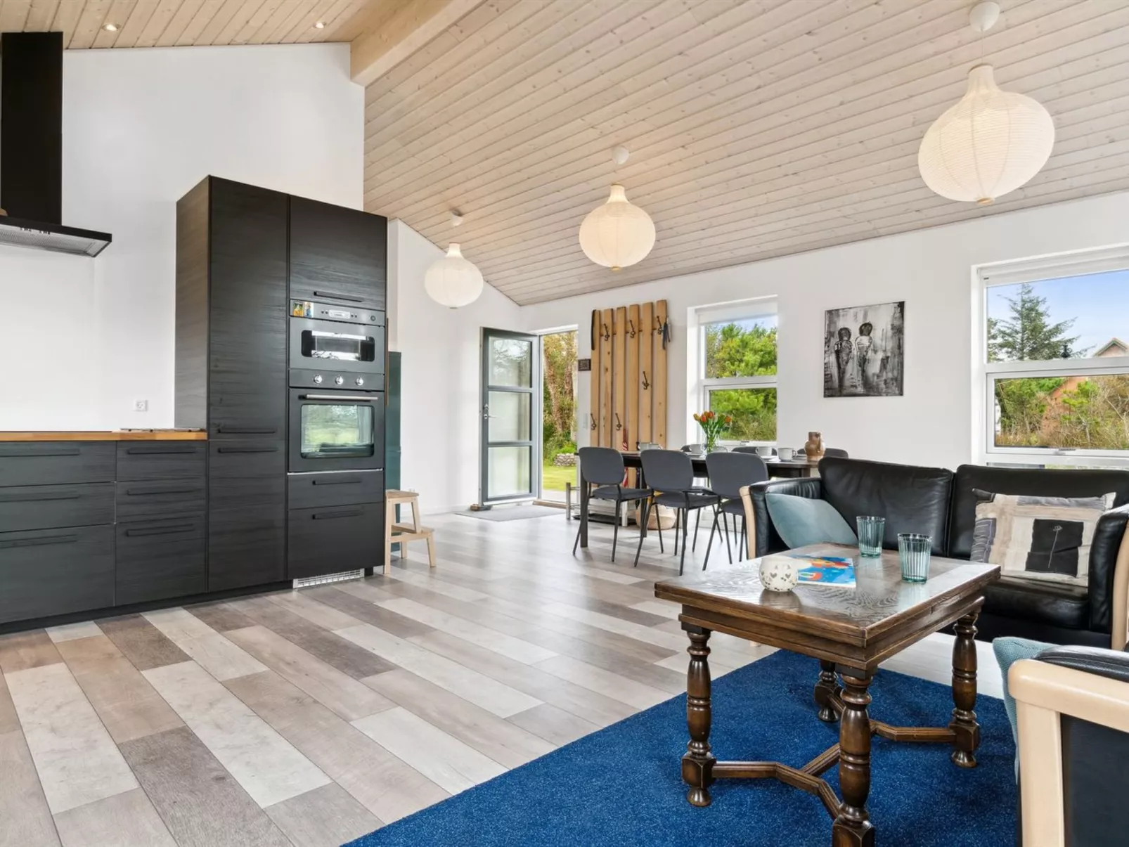 "Idda" - 350m from the sea-Inside
