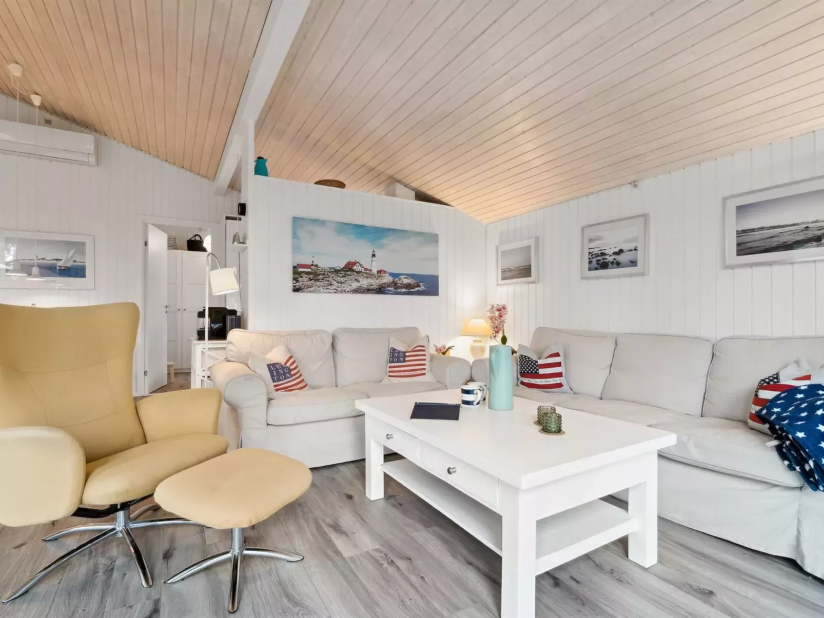 "Galt" - 200m from the sea-Inside