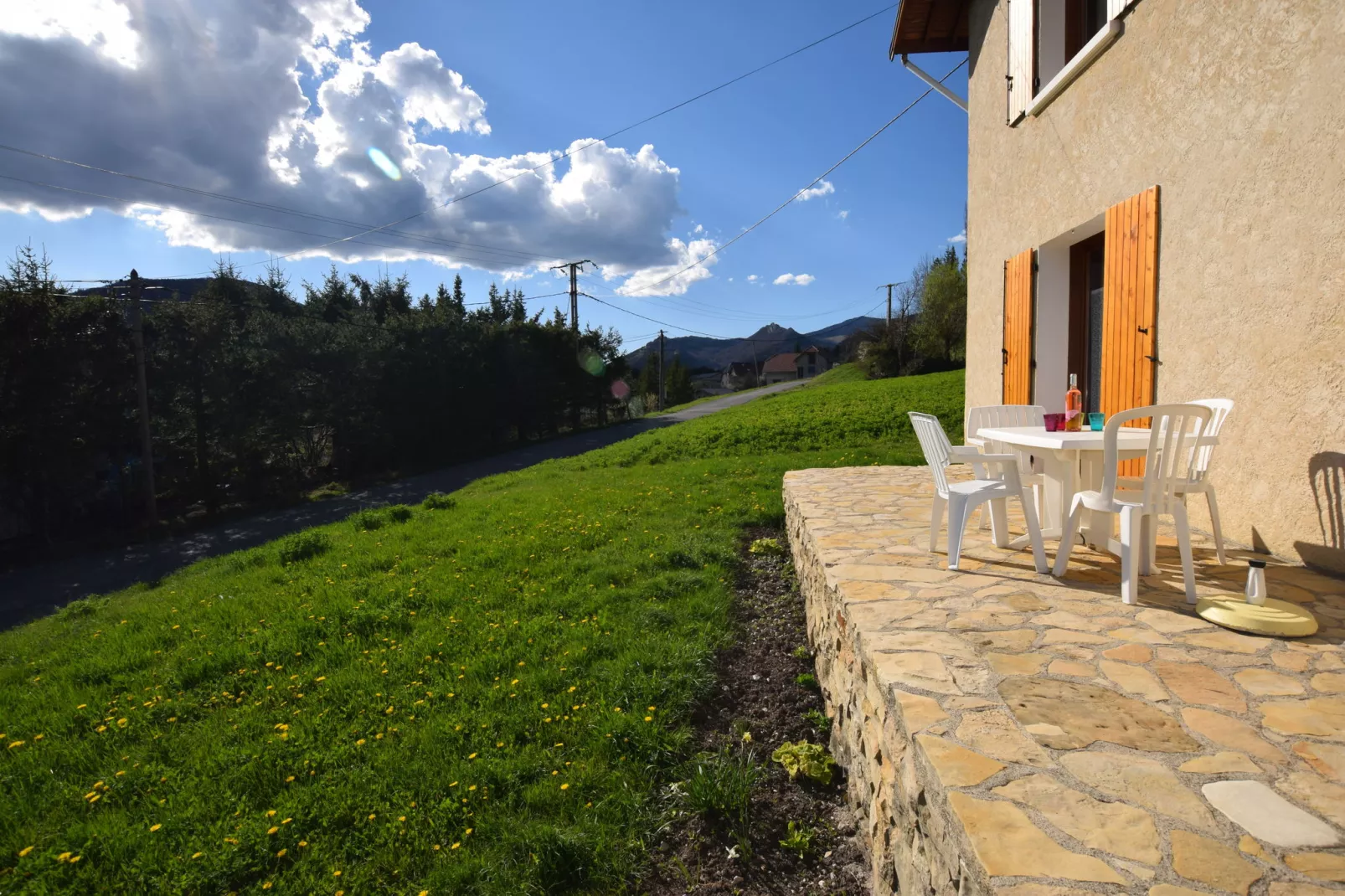 Maison de vacances - LUS-LA CROIX-HAUTE-Terrace balcony