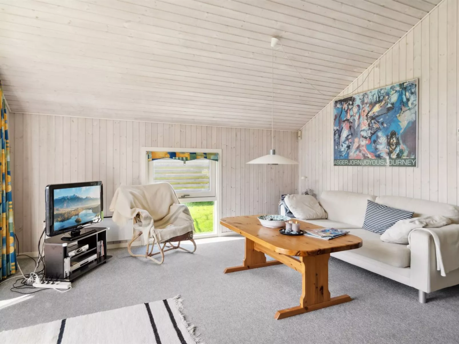 "Thrym" - 200m from the sea-Inside