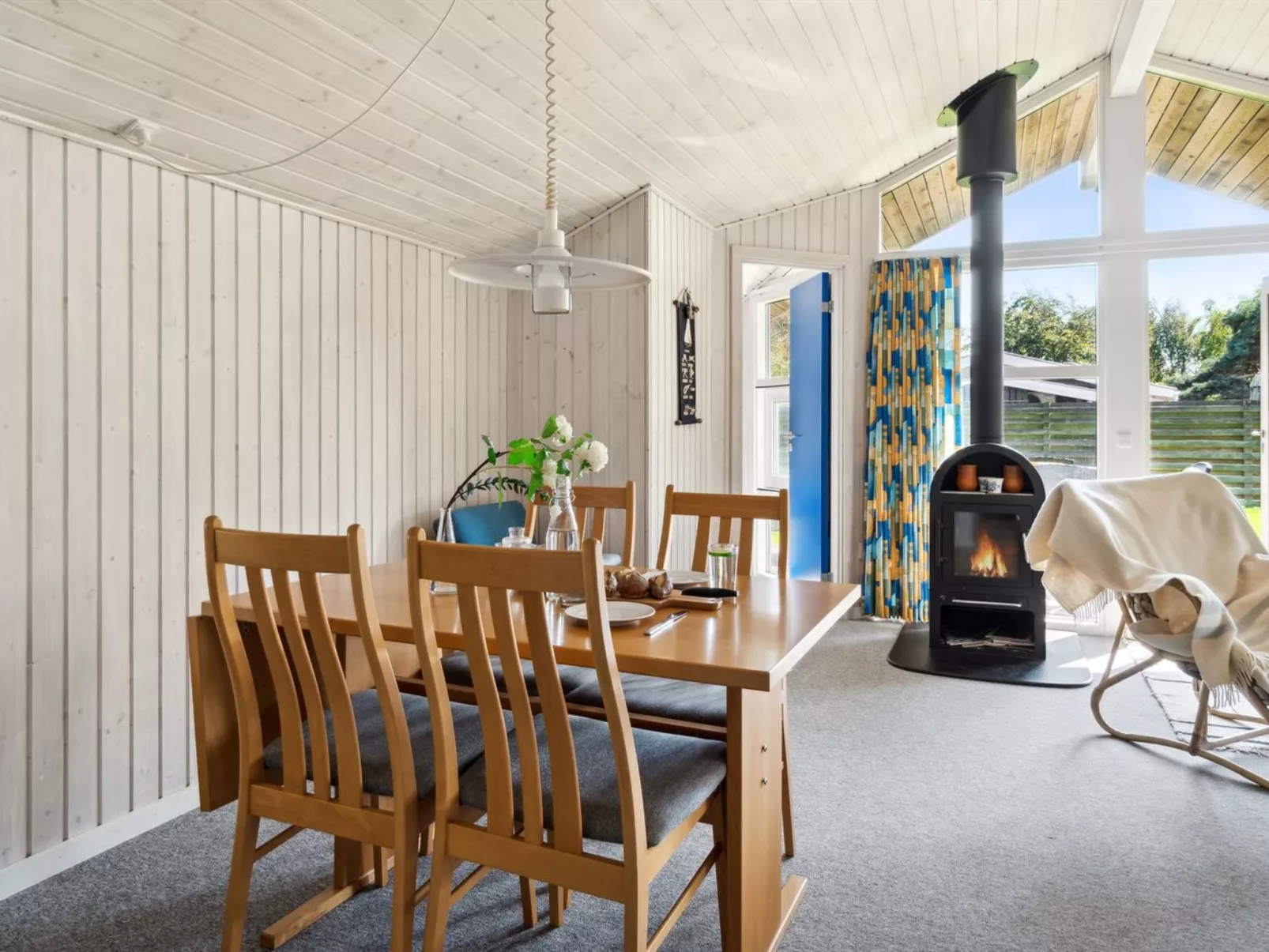 "Thrym" - 200m from the sea-Inside