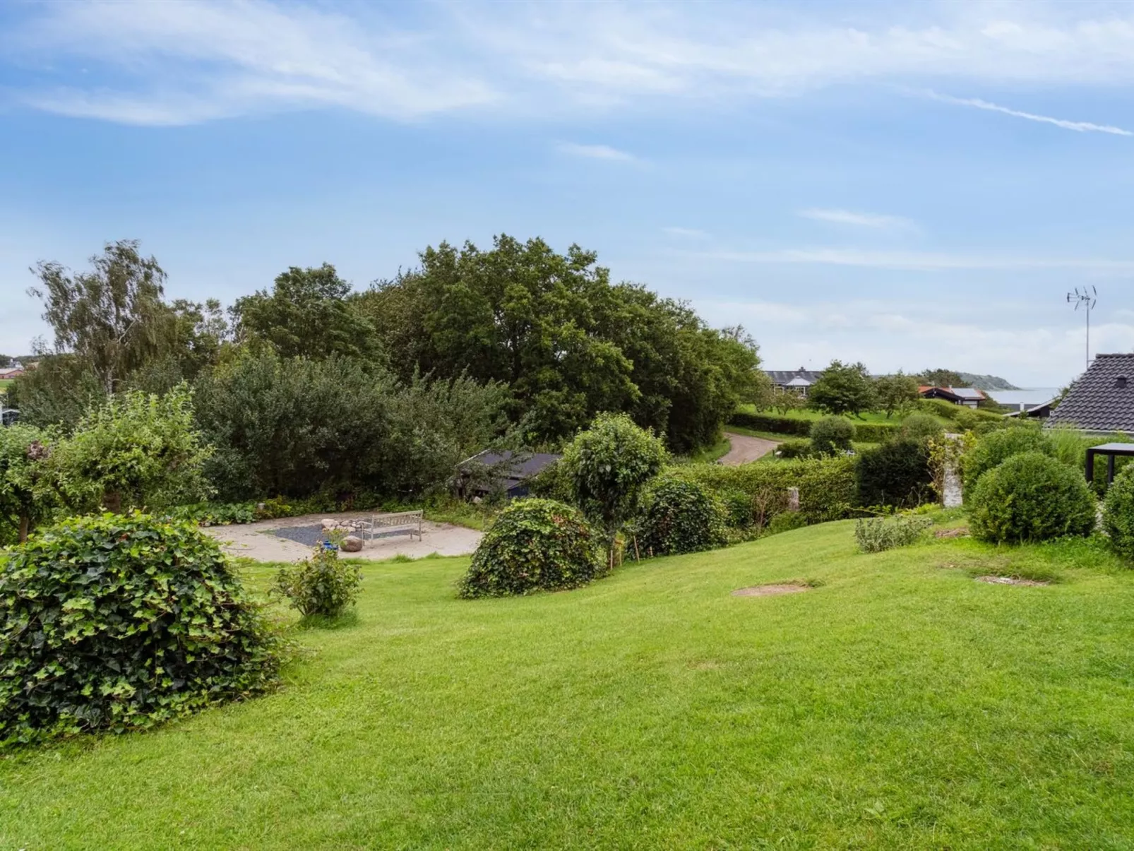 "Lazorka" - 200m from the sea-Outside