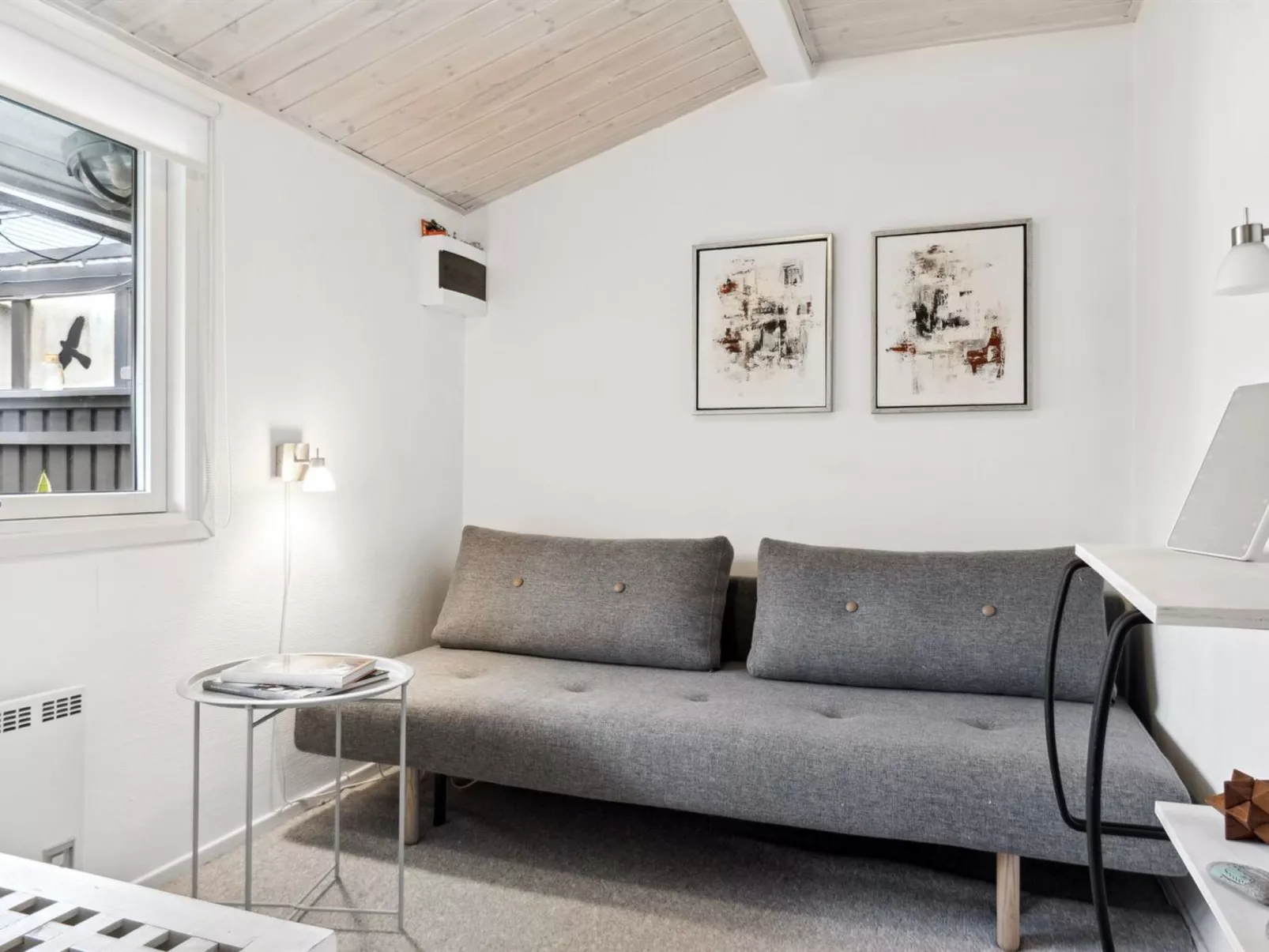 "Spurv" - 750m from the sea-Inside