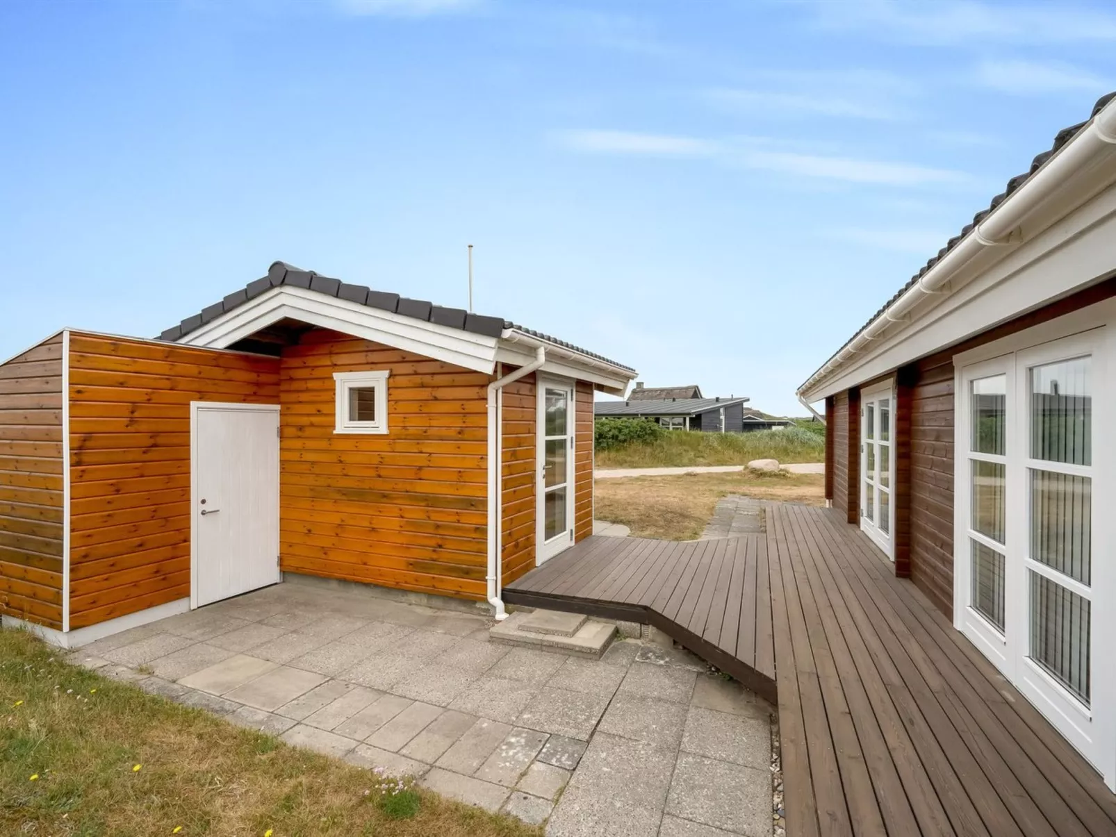 "Herfrid" - 600m from the sea-Outside