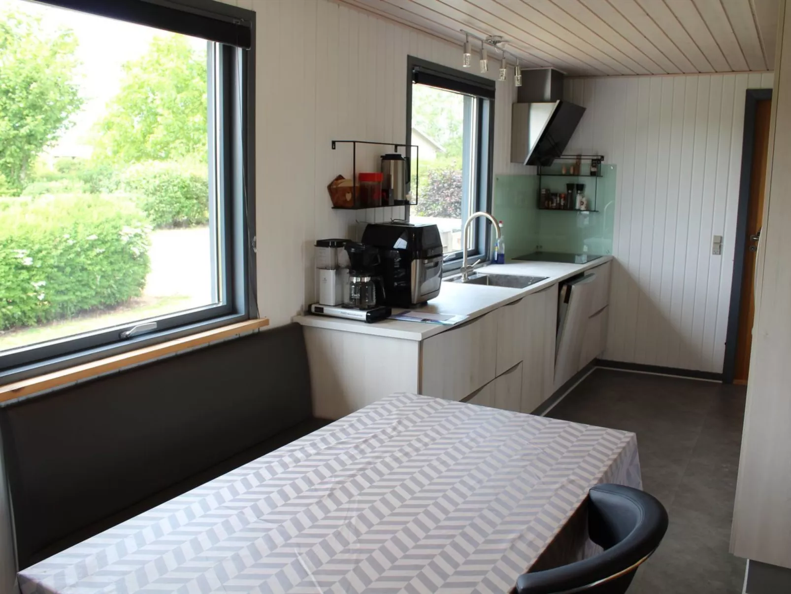 "Jannik" - 300m from the sea-Drinnen