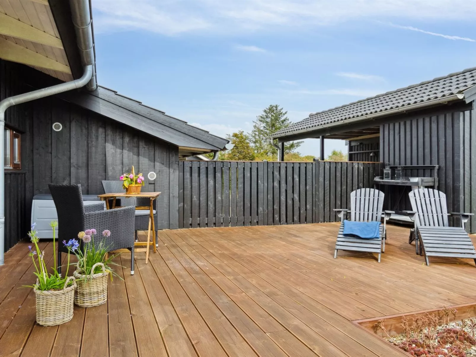 "Evald" - 400m from the sea-Draußen