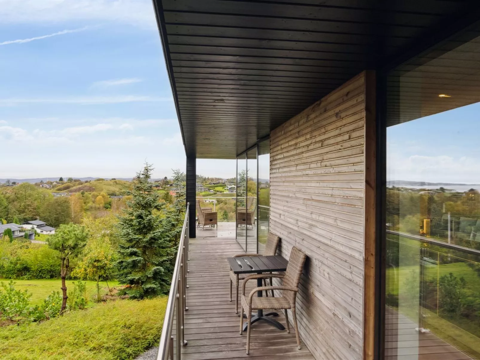 "Iarund" - 600m from the sea-Outside