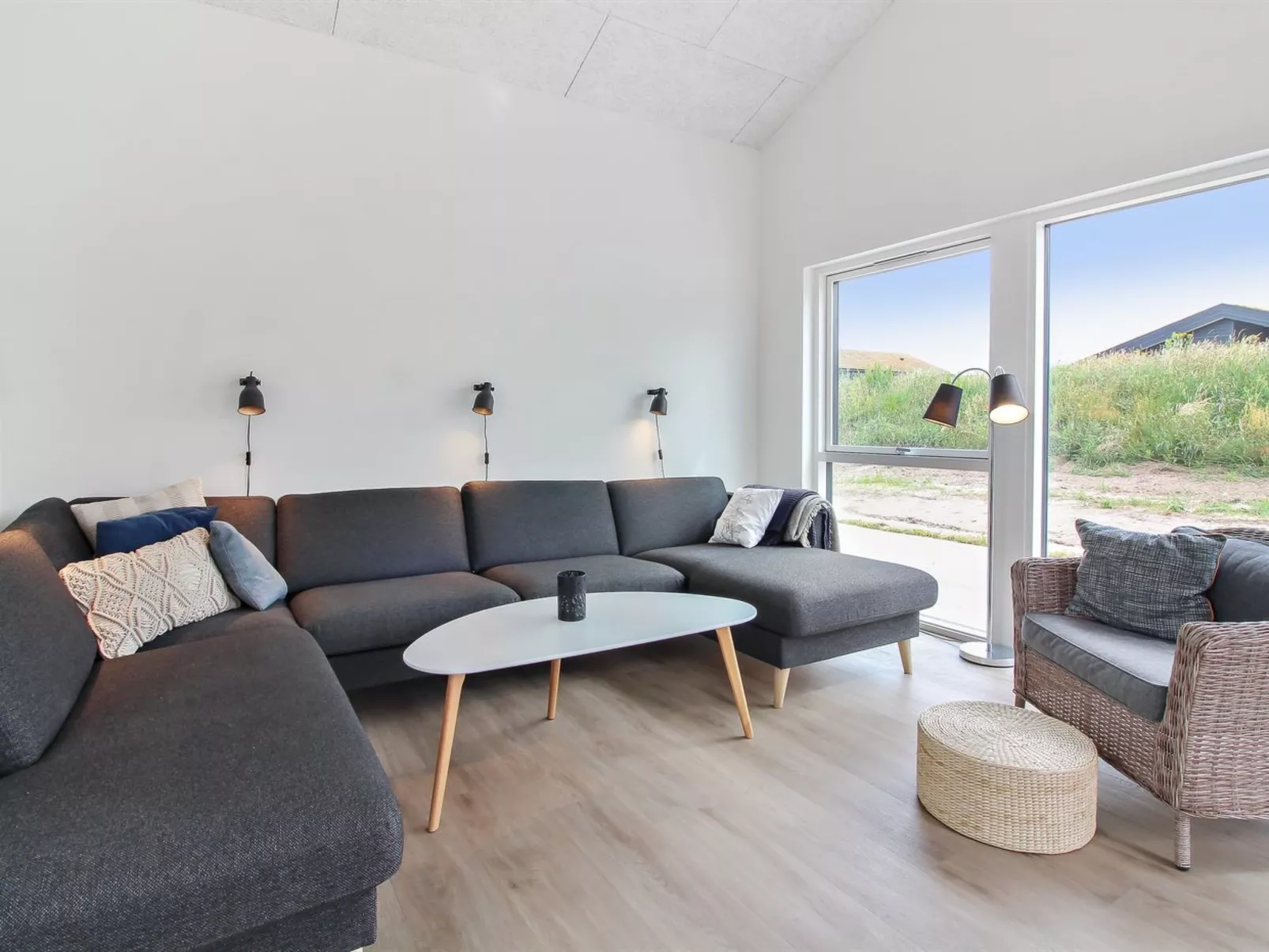 "Egil" - 1.5km from the sea-Inside