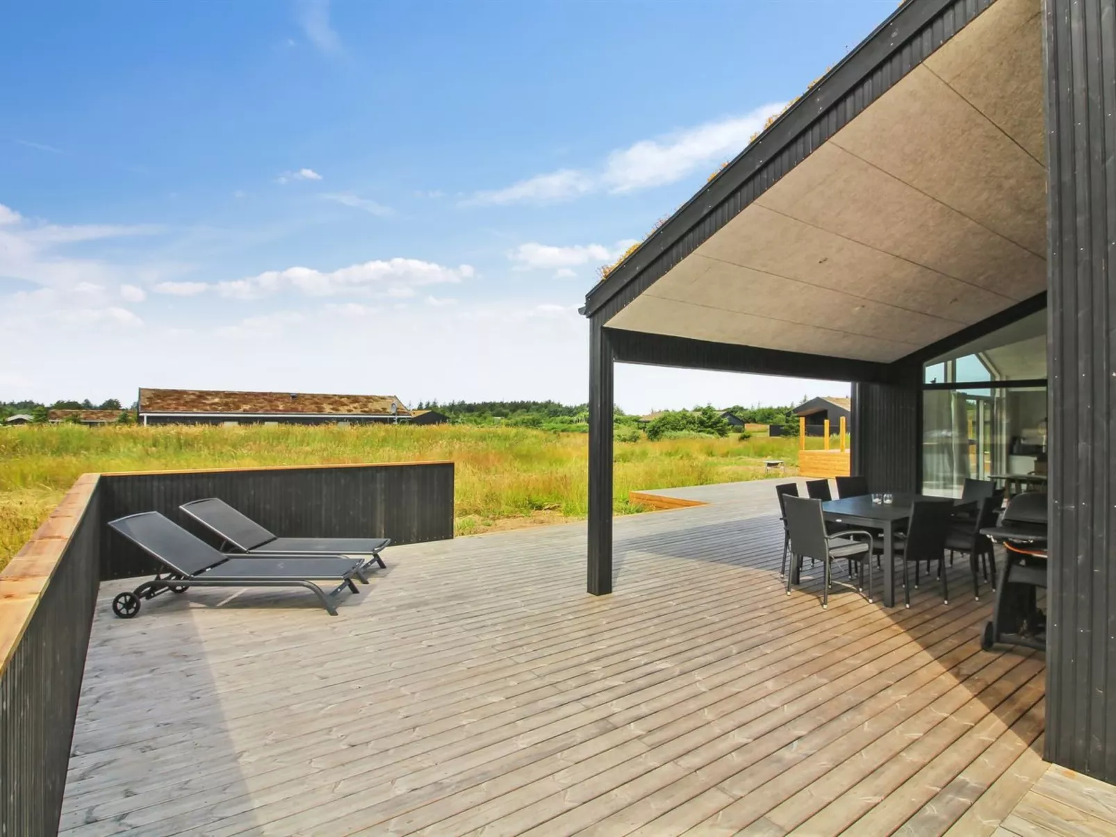 "Egil" - 1.5km from the sea-Outside