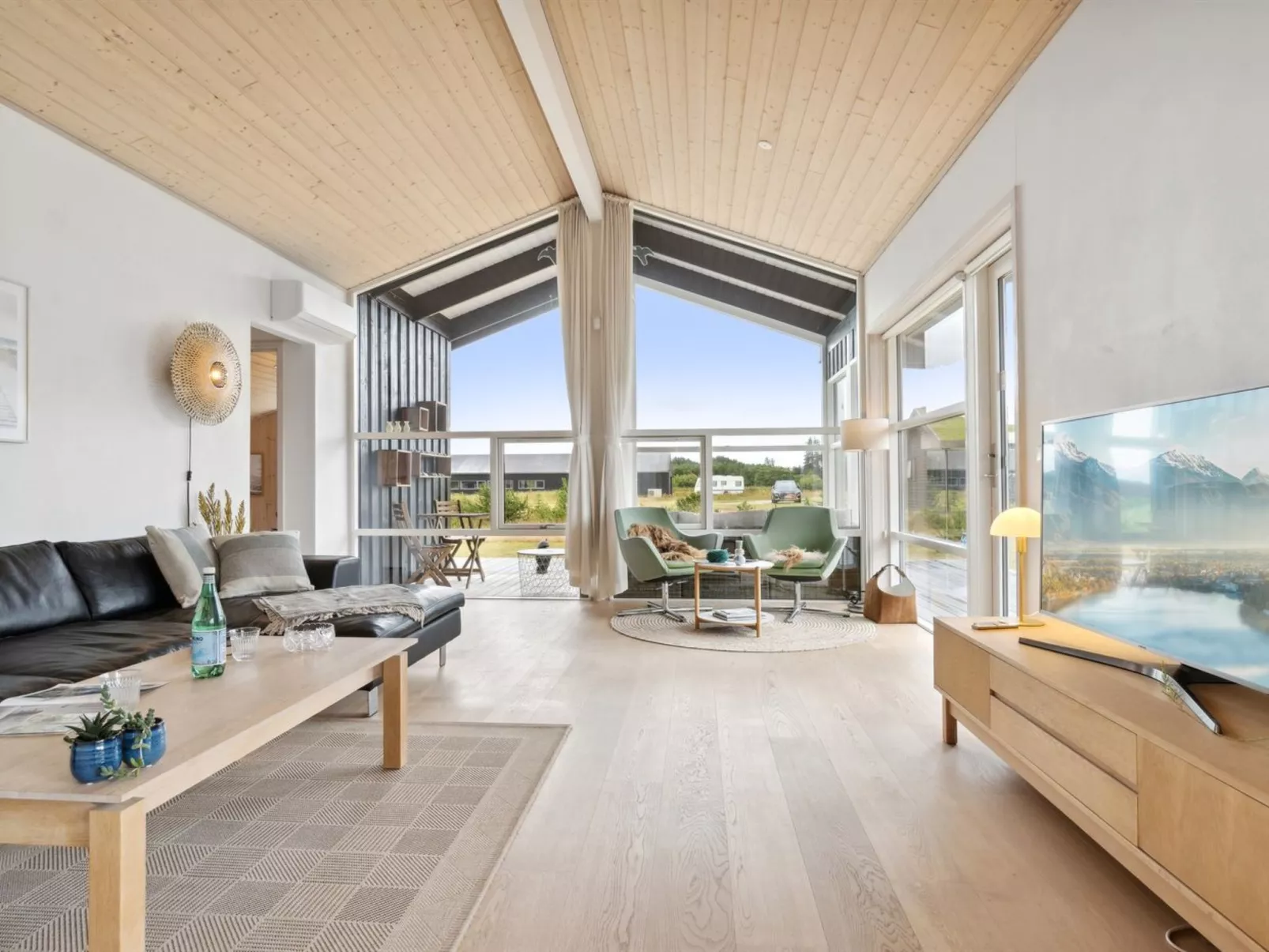 "Sazdo" - 1.1km from the sea-Inside
