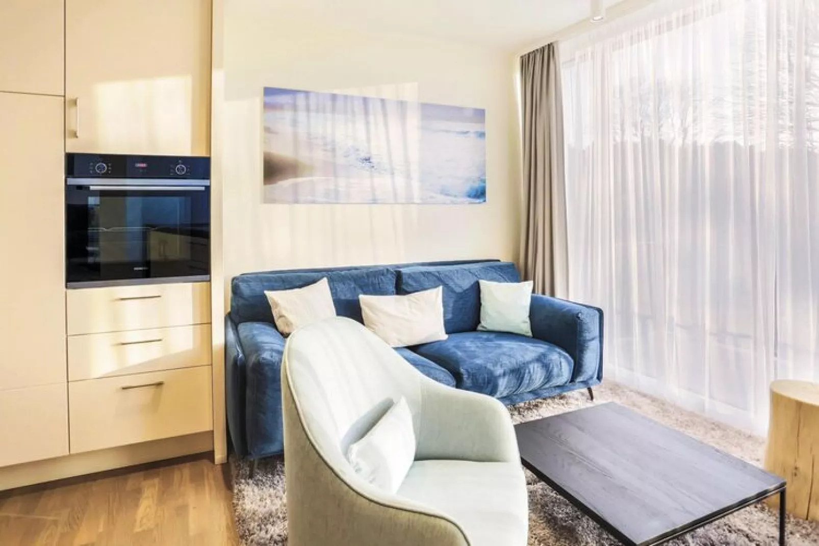 Apartments im MAREMÜRITZ Yachthafen Resort & Spa / Aurora Landseite 2 Personen-Living room