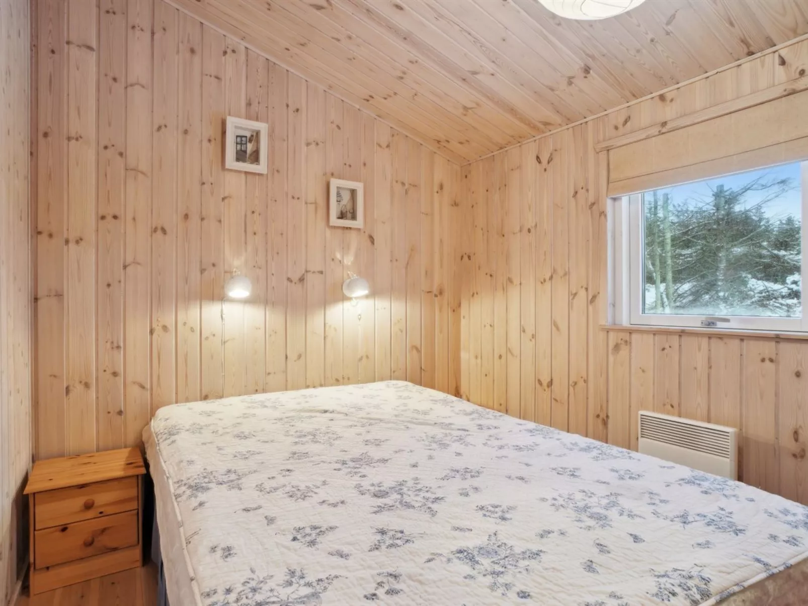 "Thrineke" - 600m from the sea-Inside