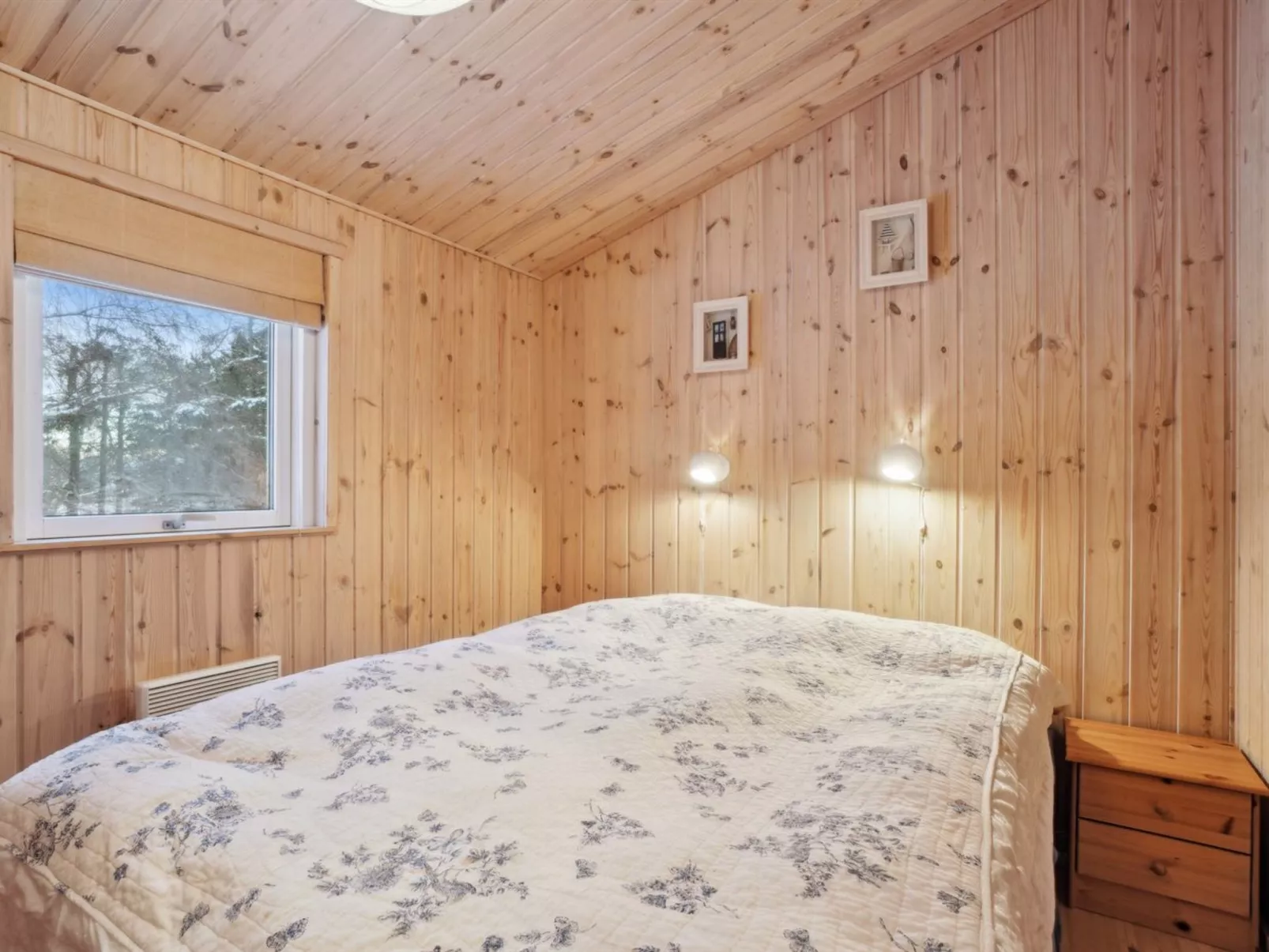 "Thrineke" - 600m from the sea-Inside
