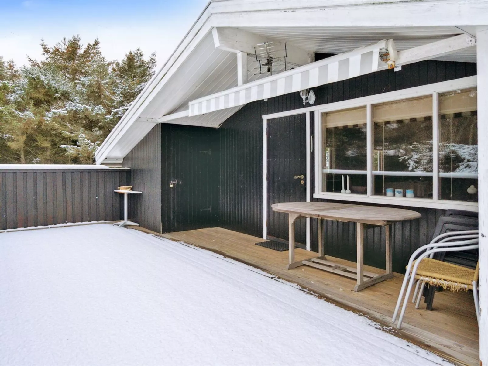 "Thrineke" - 600m from the sea-Outside