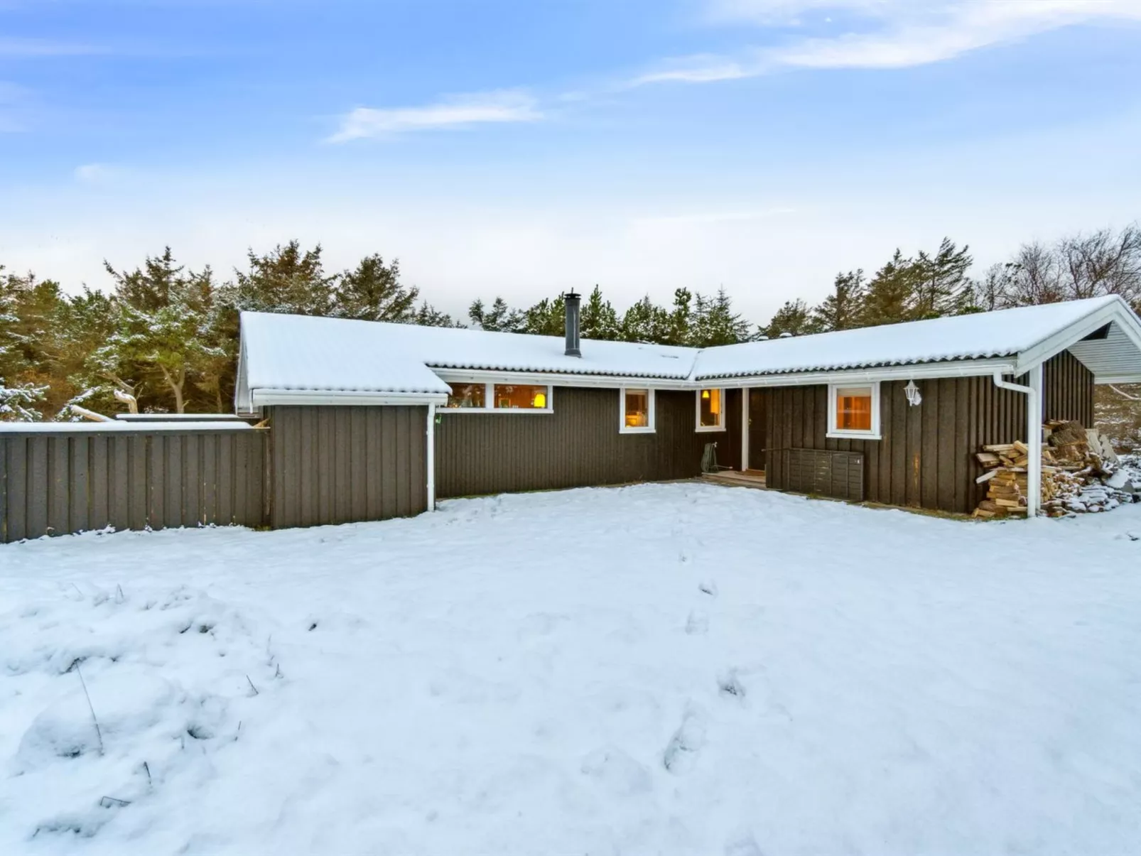 "Thrineke" - 600m from the sea-Outside