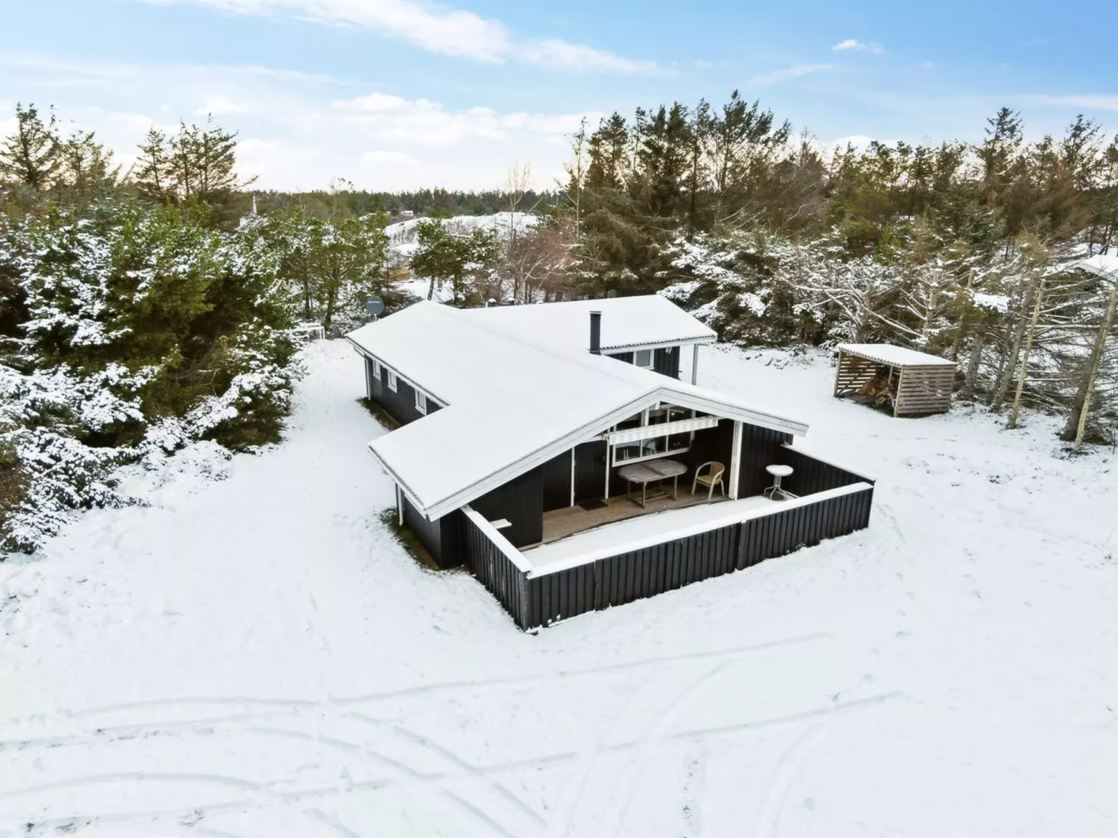 "Thrineke" - 600m from the sea-Outside