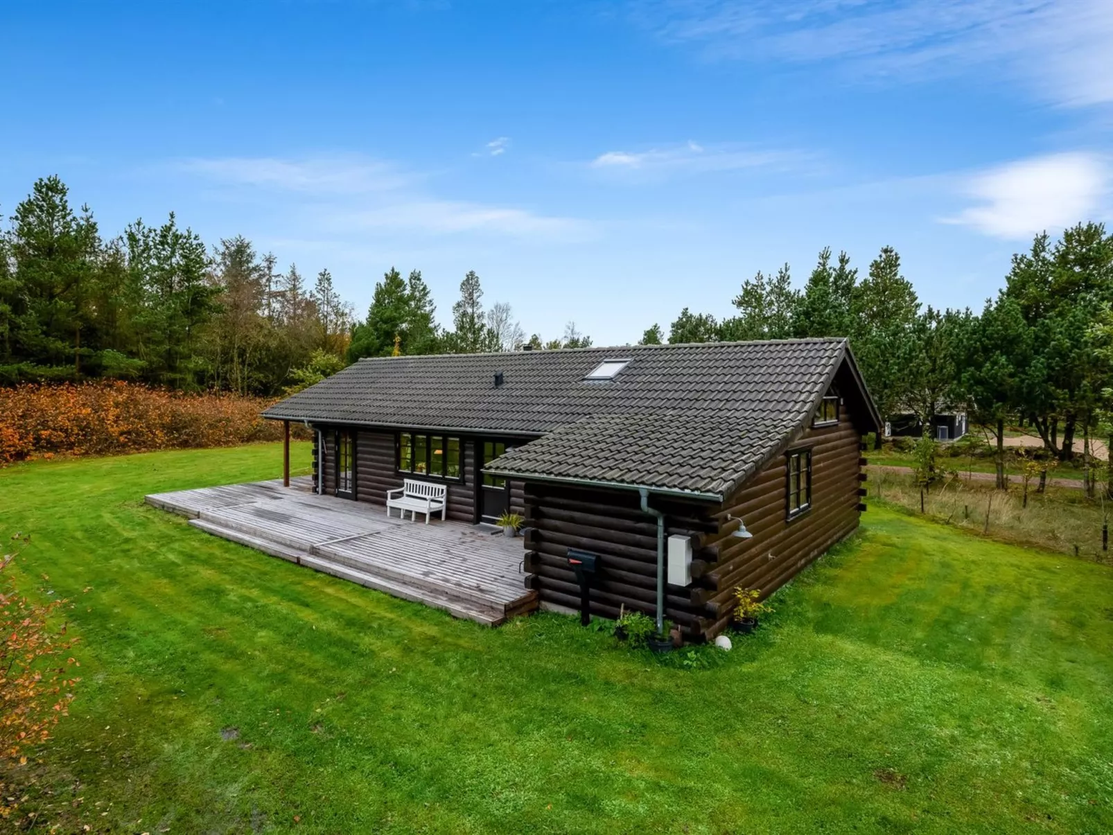"Aleth" - 2.5km from the sea-Outside