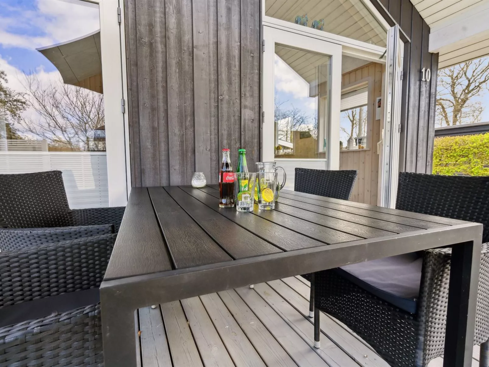 "Gunholm" - 150m from the sea-Outside