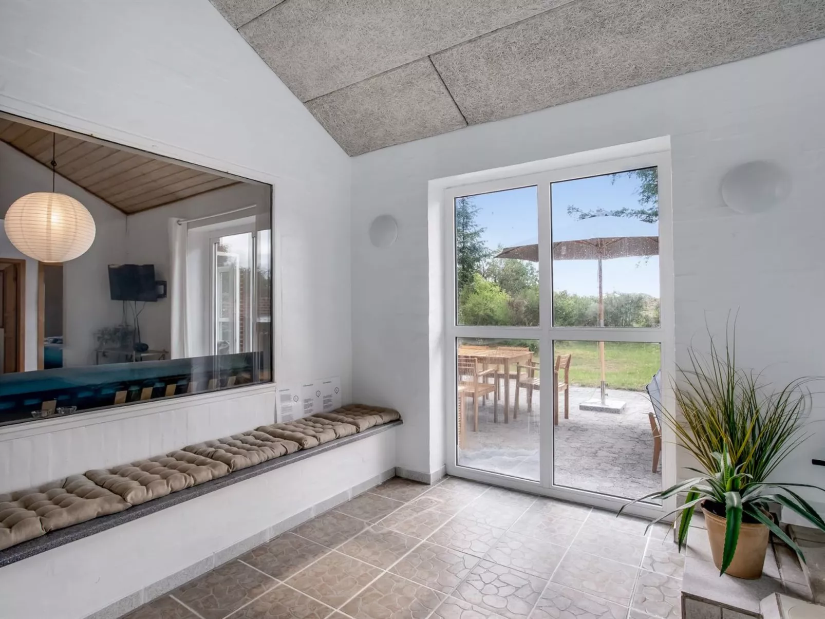 "Anniesette" - 1.5km from the sea-Draußen