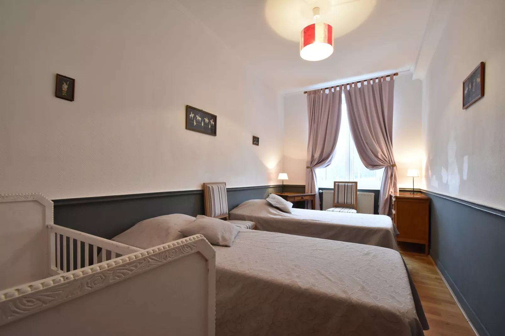 Château 19 personnes-Bedroom